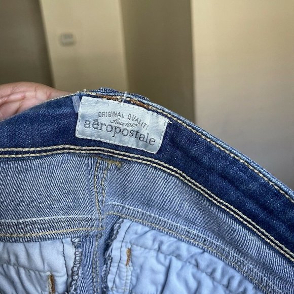 Aeropostale Hailey flare jeans size 1/2 short - Picture 5 of 7